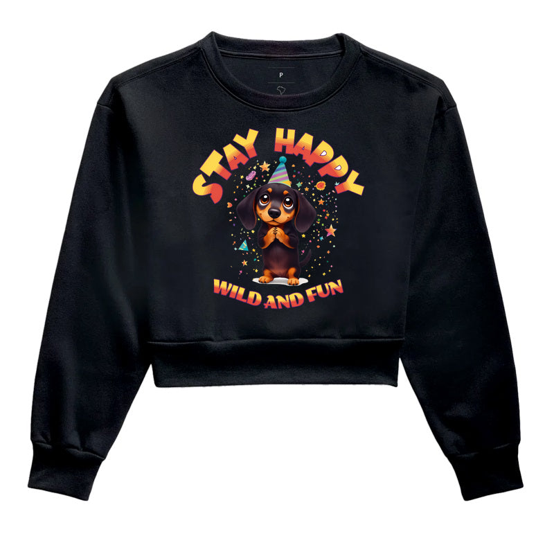 Cropped Moletom Dachshund Fofo Stay Happy Estampa de Cachorro com Visual Colorido