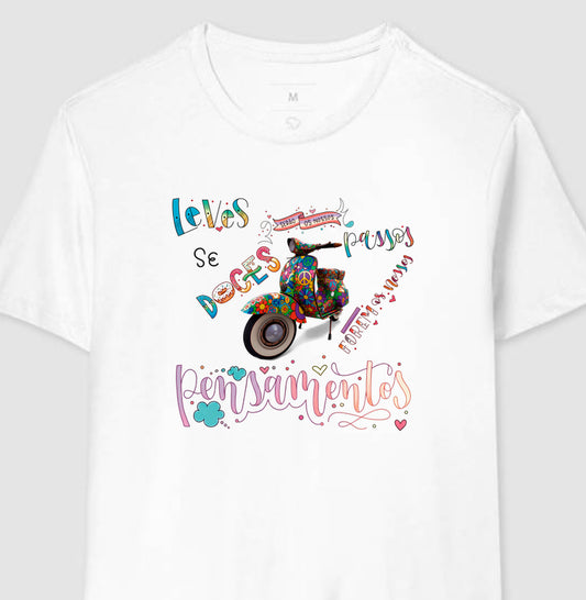 Camiseta Leves Serão os Nossos Passos – Estampa Vespa Psicodélica Pensamentos