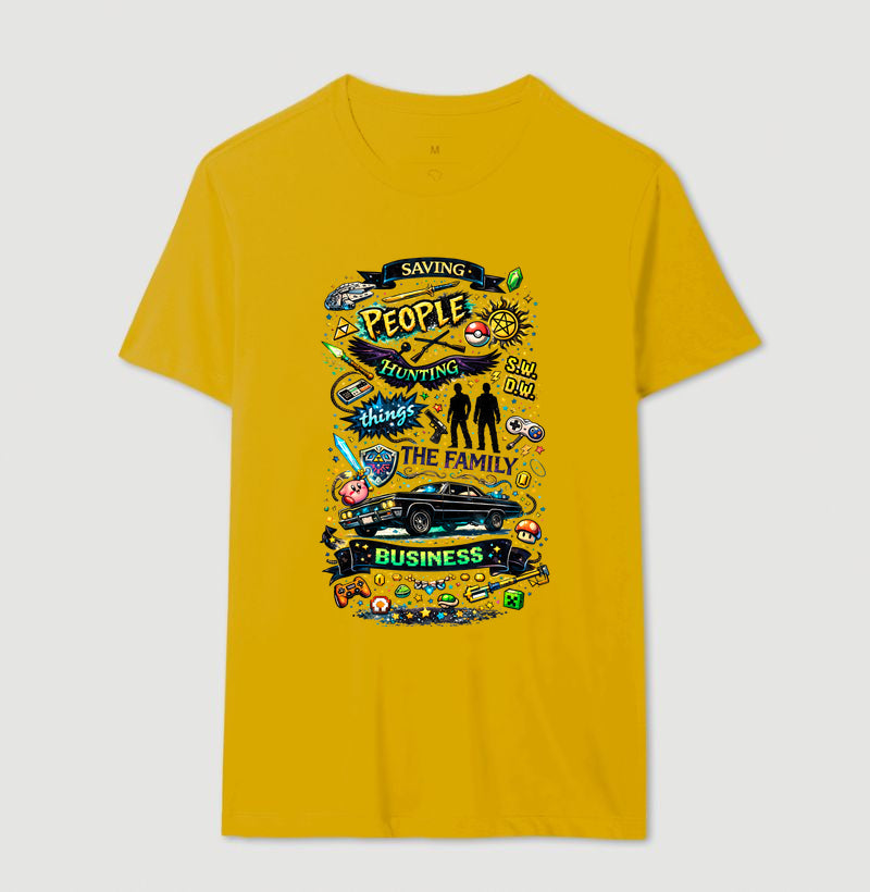 Camiseta Geek Saving People Hunting Things – Estampa Nerd Cultura Pop, Séries, Games e Família